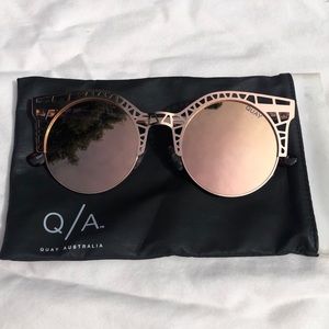 Quay Rose Gold Shades